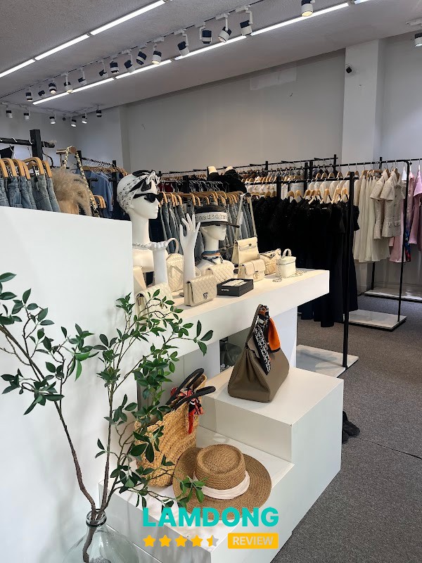 Shop Ms Hien Đà Lạt – không gian cửa hàng