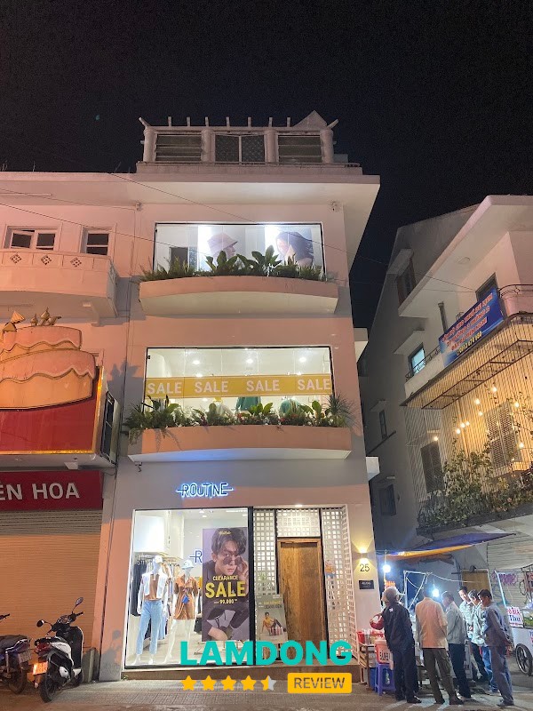 Routine Đà Lạt – không gian cửa hàng