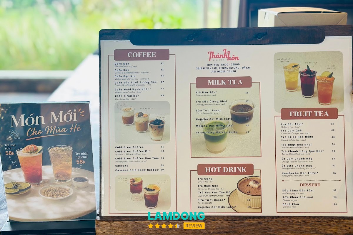 Hình ảnh bánh tại tiệm bánh Thành Hôn