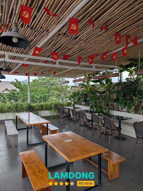 Trà sữa tại Tropical Teahouse